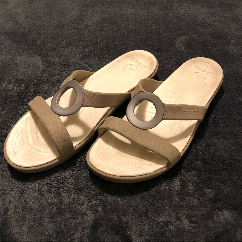 CROCS Beige and Off-White Sandals
